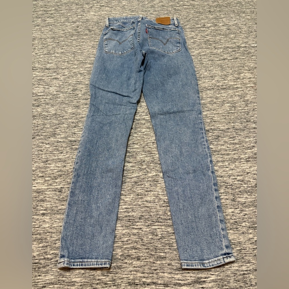 Levi’s Ladies Jeans 721 High Rise Super Skinny Size 26